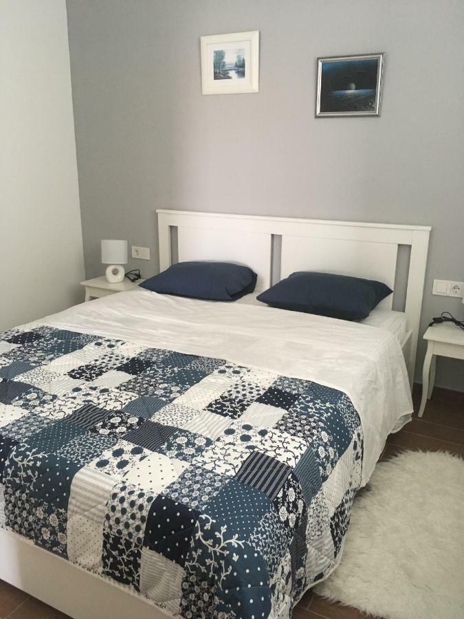Apartman Lorna Turanj Exterior foto
